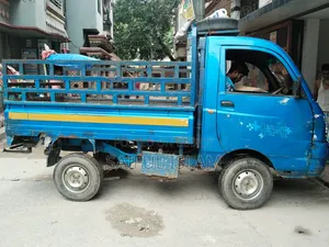 Mahindra Maximo VX