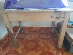Table (Wooden Table)