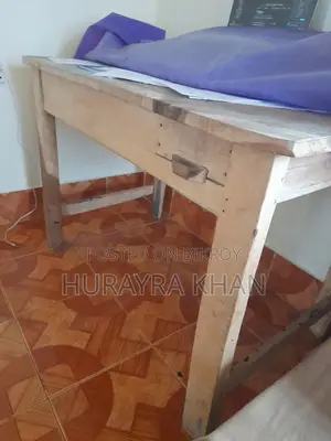 Table (Wooden Table)