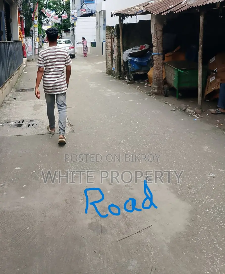 ৬ বেডরুমের বাড়ি, হোয়াইট প্রপার্টি, এলিফ্যান্ট রোড বিক্রয়ের জন্য