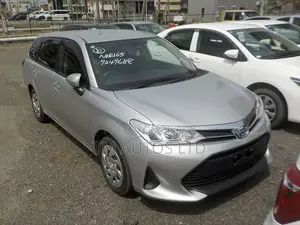 Toyota Corolla Fielder 1.5 Hybrid Front Wheel Drive 2021 Silver