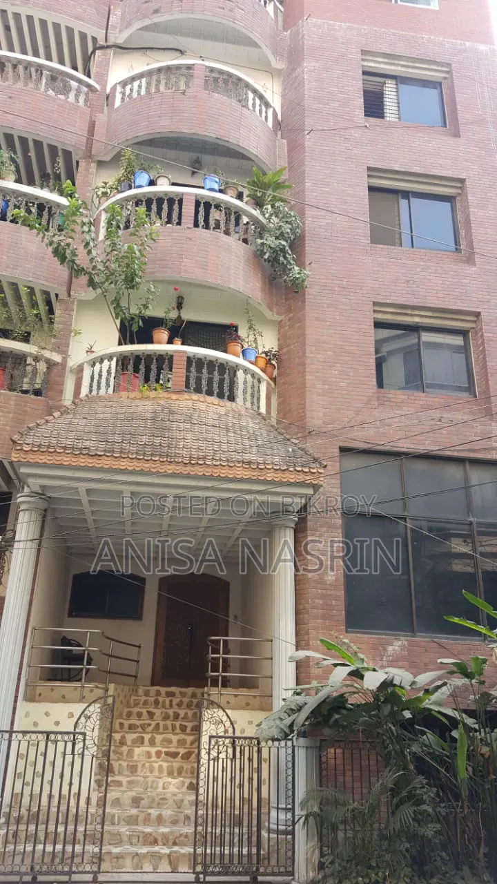 বারিধারা ডিওএইচএস-এ ৫ বেডরুমের অ্যাপার্টমেন্ট ভাড়ার জন্য