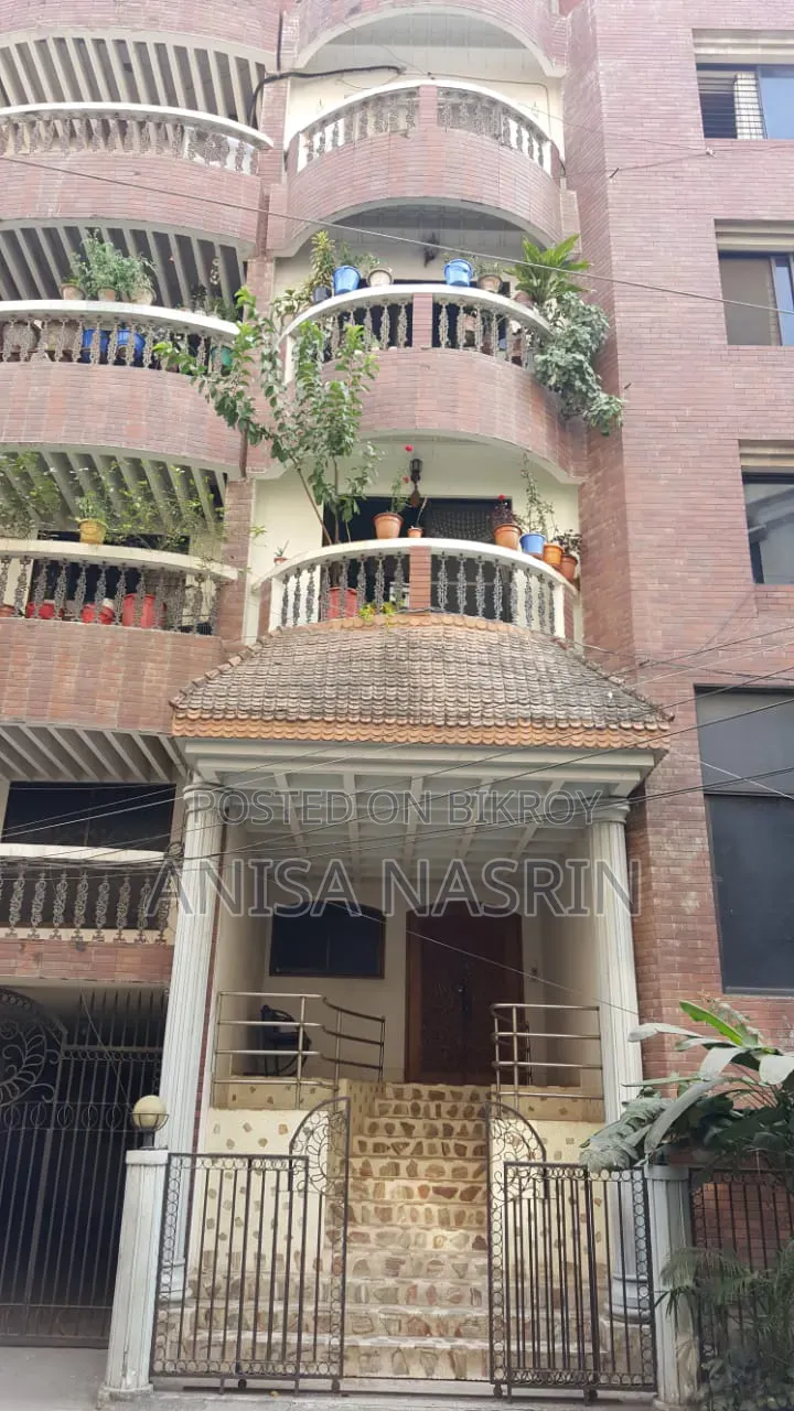 বারিধারা ডিওএইচএস-এ ৫ বেডরুমের অ্যাপার্টমেন্ট ভাড়ার জন্য