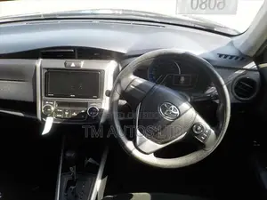 Toyota Corolla Fielder 1.5 Hybrid FWD 2021 Black