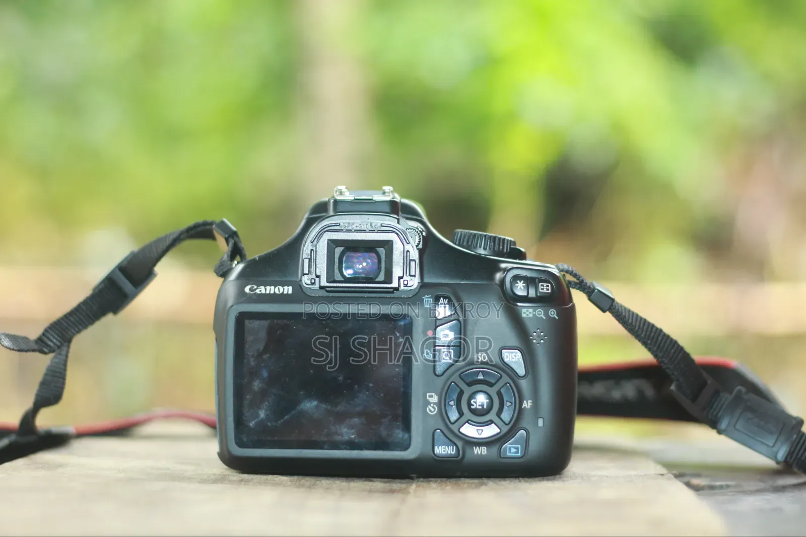 Canon EOS 1100D + 75-300mm Zoom Lens | Excellent Condition |