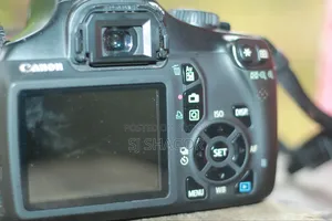 Canon EOS 1100D + 75-300mm Zoom Lens | Excellent Condition |