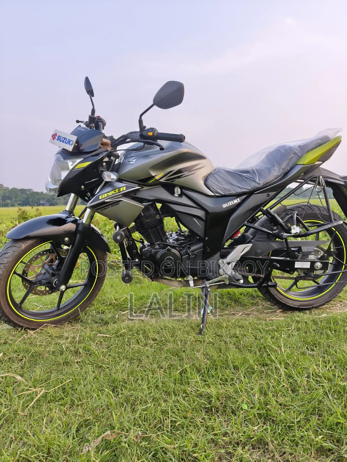 New Suzuki Gixxer Monotone 2026 Silver