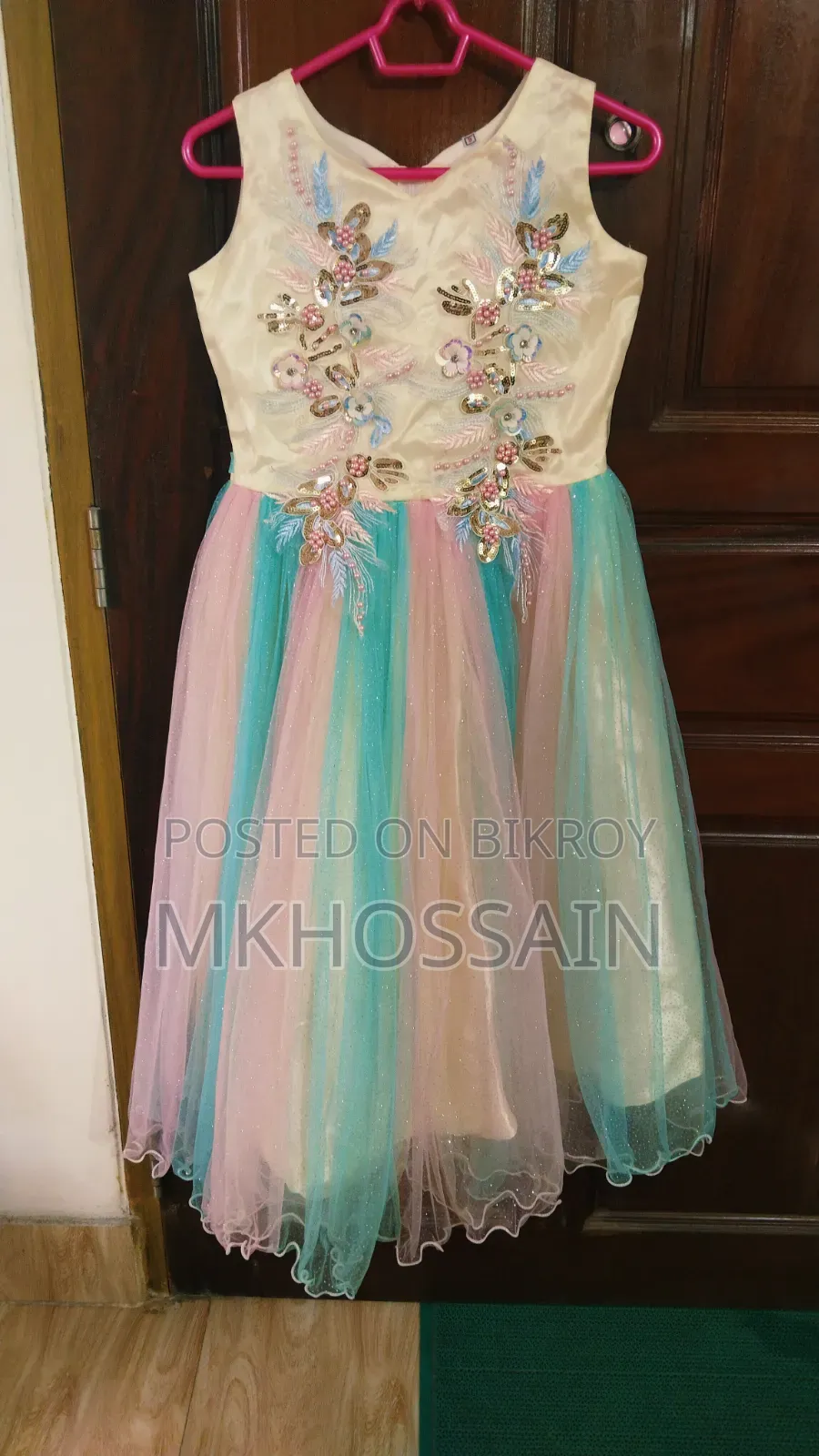 9/10 Yrs Girls Long Frock For Sale