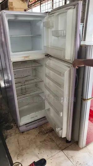 16 CFT running Hair refrigerator will be sold.