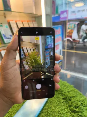 Vivo Y11 32 GB Red
