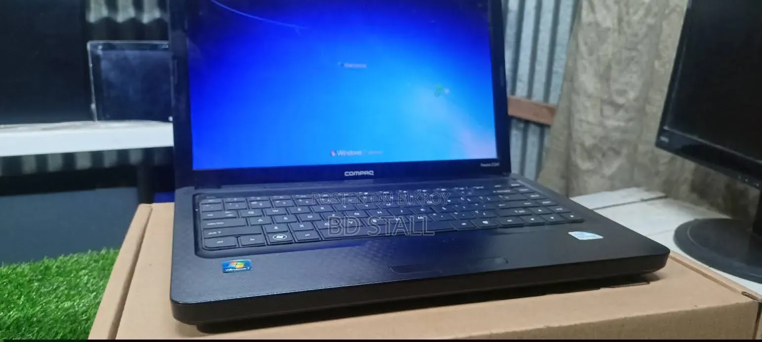 Laptop HP Compaq Presario CQ42 4GB Intel Pentium HDD 320GB