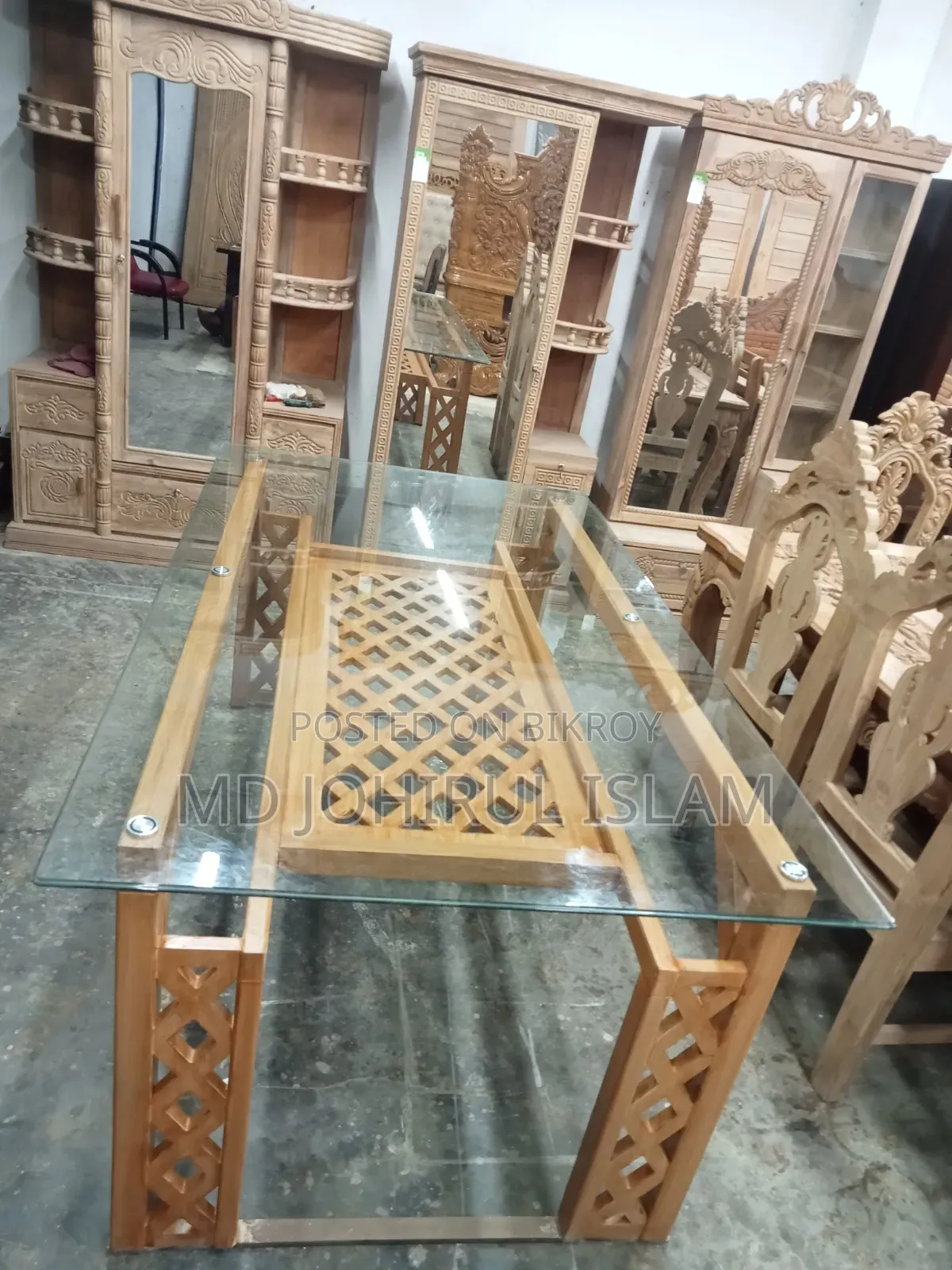 ঘরের সৌন্দর্য শুরু হোক রুচিশীল আসবাব দিয়ে।"
