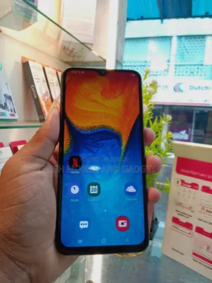 স্যামসাং গ্যালাক্সি এম১০ ৩২ জিবি ব্ল্যাক