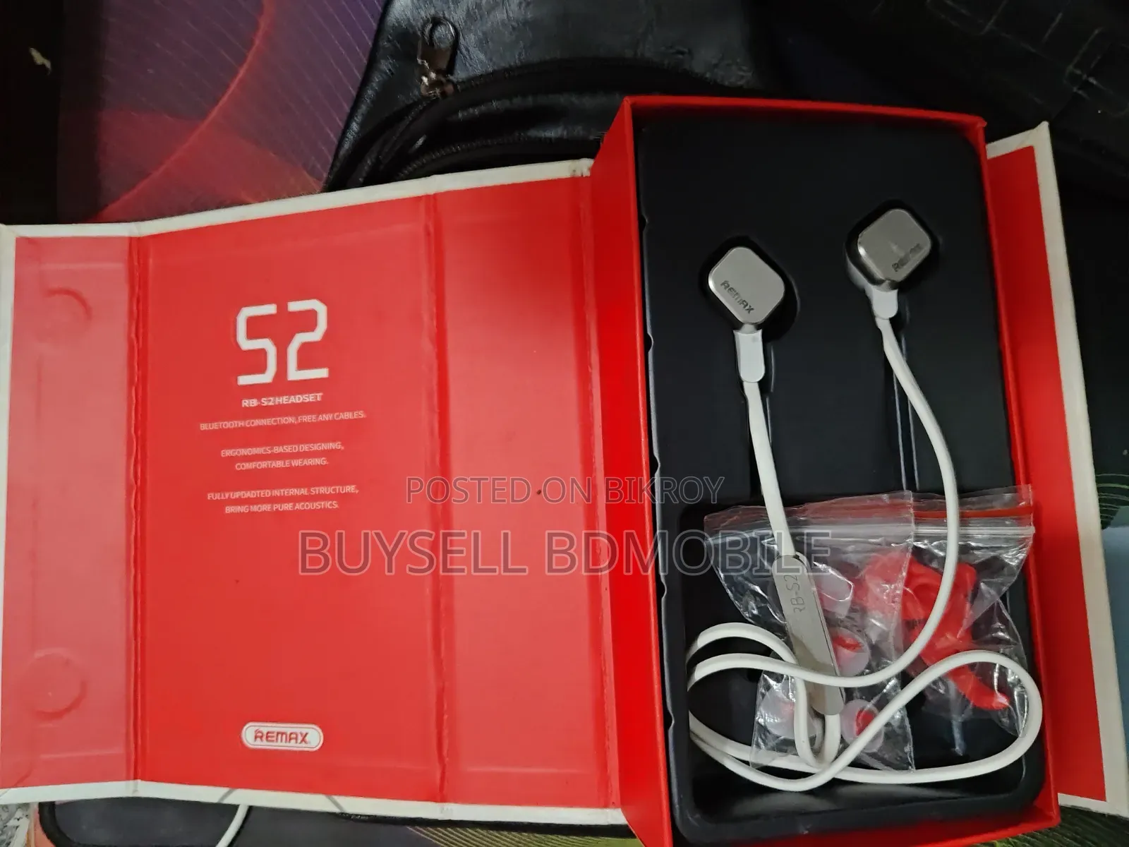 Remax RB S2 অরিজিনাল নেকব্যান্ড