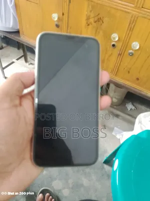 Apple iPhone 11 64 GB White