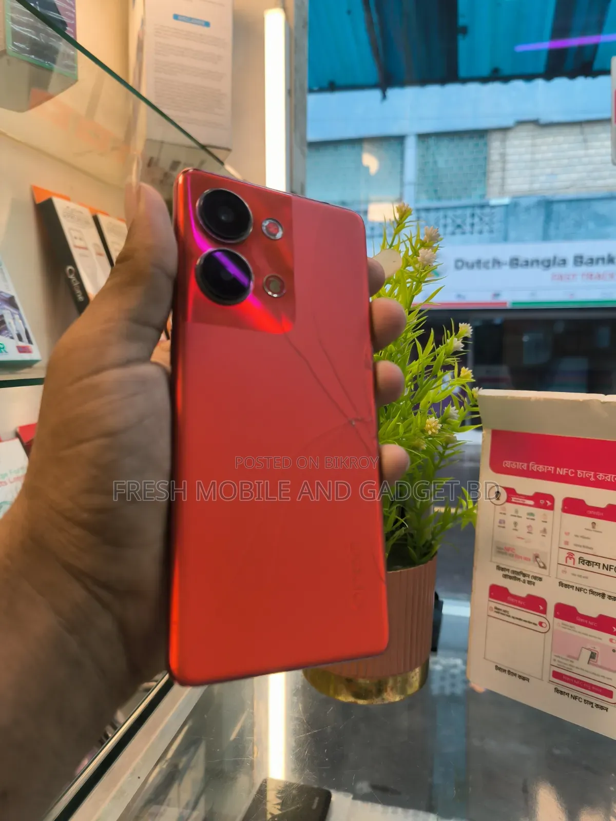 Oppo Reno9 256 GB Red