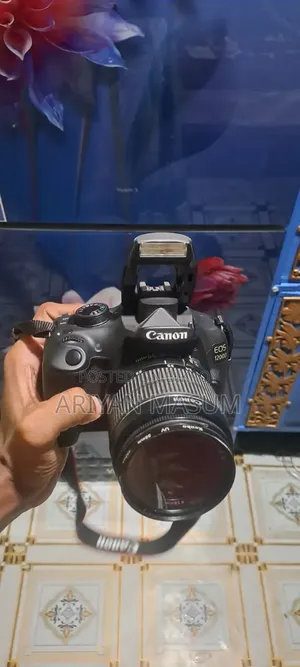 For Sale – Canon EOS 1200D DSLR