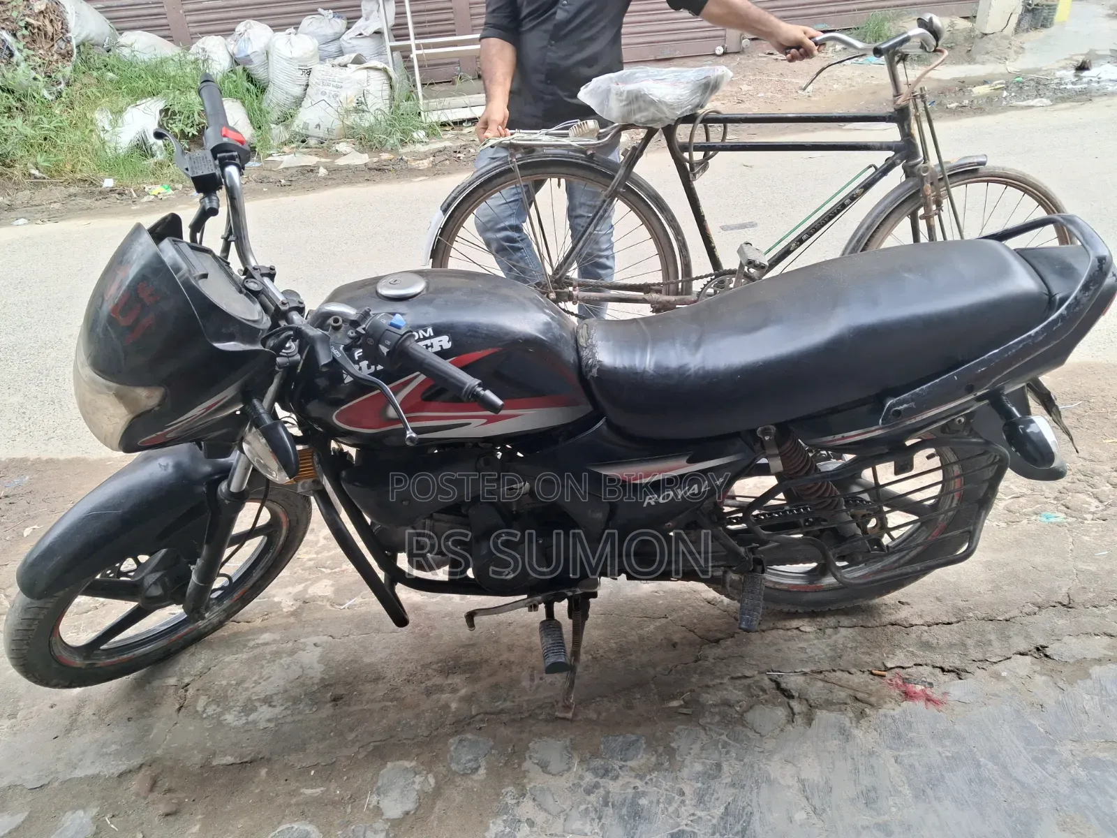 রানার রয়্যাল+ ভি২ ২০২২ ব্ল্যাক