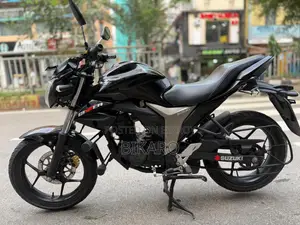 সুজুকি জিক্সার মনোটোন ২০২৪ কালো