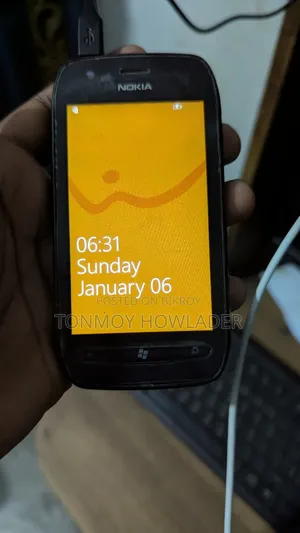 Nokia Lumia 710 8 GB Black