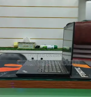 ল্যাপটপ লেনোভো থিংকপ্যাড টি৪৯০এস ৮জিবি ইন্টেল কোর আই৫ এসএসডি ২৫৬জিবি