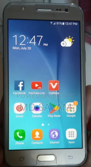 Samsung Galaxy J5 8 GB Gold