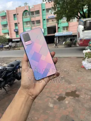 Vivo V21e 128 GB Purple
