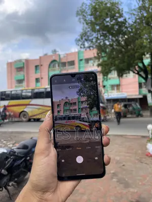 Vivo V21e 128 GB Purple