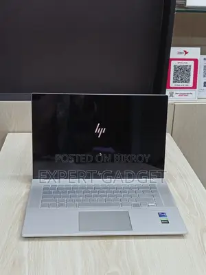 Laptop HP Envy 15-Ep0xxx 16GB Intel Core I9 SSD 1T