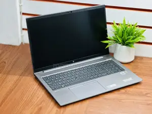 ল্যাপটপ HP ZBook Firefly 15 G7 16GB Intel Core I7 SSD 512GB
