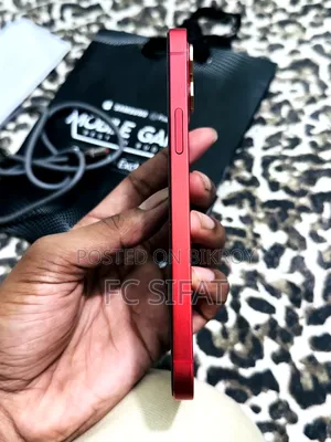 অ্যাপল আইফোন ১২ ৬৪ জিবি রেড