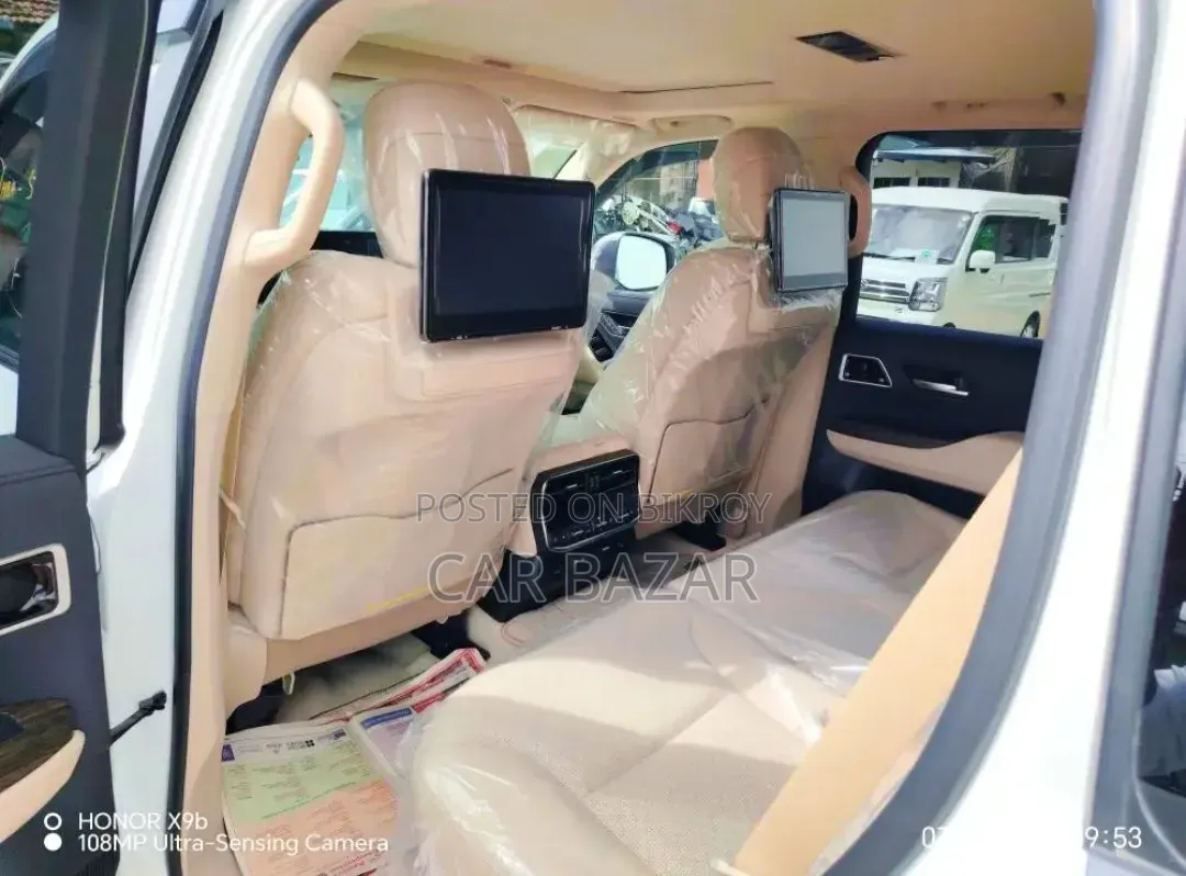 New Toyota Land Cruiser LC300 2024 Pearl