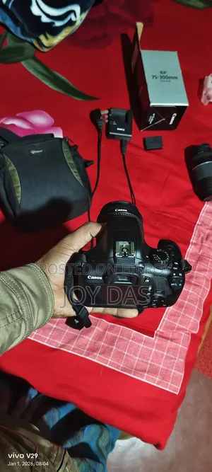 ক্যানন ১৩০০ডি মডেল