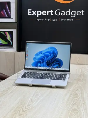 Laptop HP Elitebook 640 G10 16GB AMD Ryzen 5 SSD 256GB