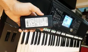 YAMAHA PSR S-950 Professional Workstation With Indian Expansion