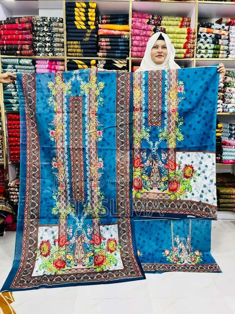 আমাদের কাছে ভালো থ্রি পিস পাওয়া যায়