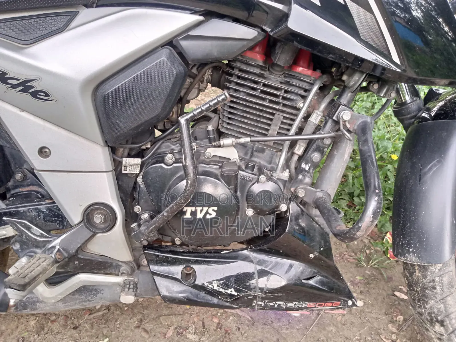 TVS Apache RTR 160 4V 2022 Black