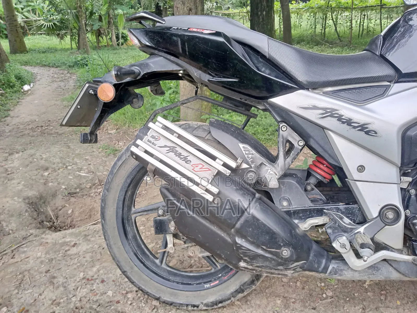 TVS Apache RTR 160 4V 2022 Black