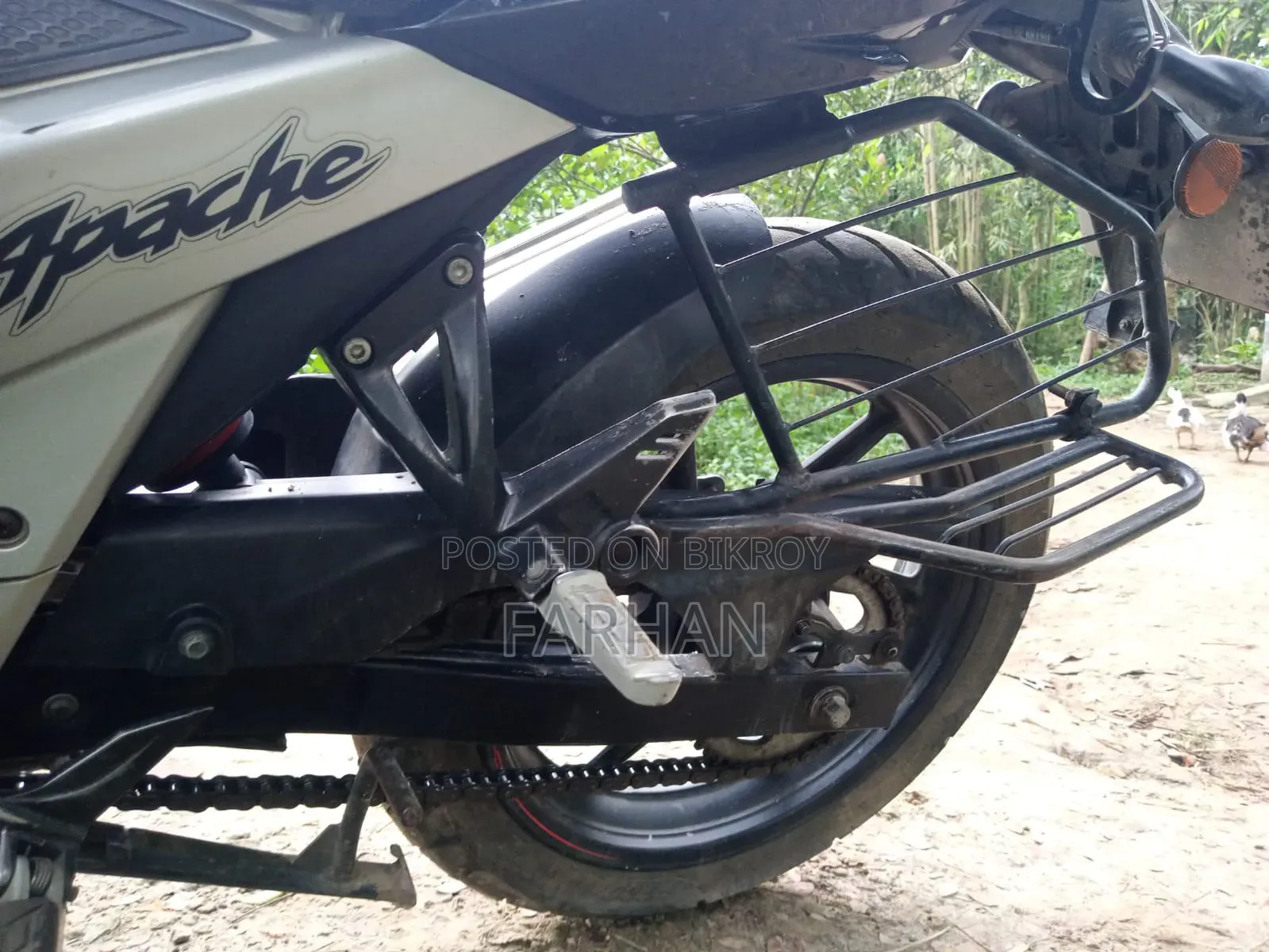 TVS Apache RTR 160 4V 2022 Black