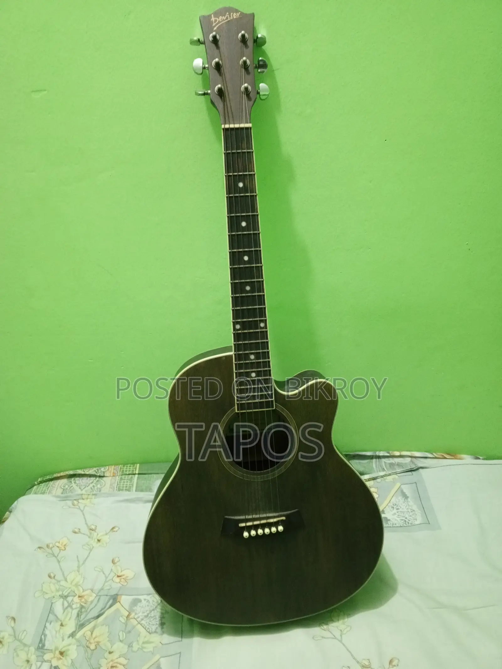 Devisor Guitar