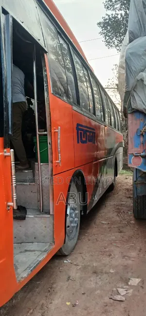 Ashok Leyland Hybus 2018 Orange