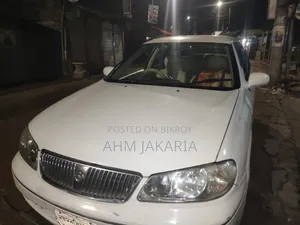 নিসান ব্লুবার্ড ২০০৫ অফ হোয়াইট
