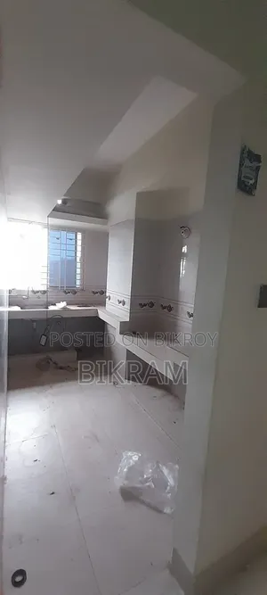 হালিশহরের প্রতিতী ভবনে ৩ বেডরুমের অ্যাপার্টমেন্ট ভাড়ার জন্য