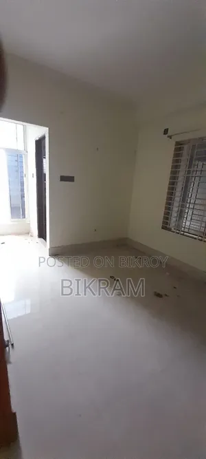 হালিশহরের প্রতিতী ভবনে ৩ বেডরুমের অ্যাপার্টমেন্ট ভাড়ার জন্য