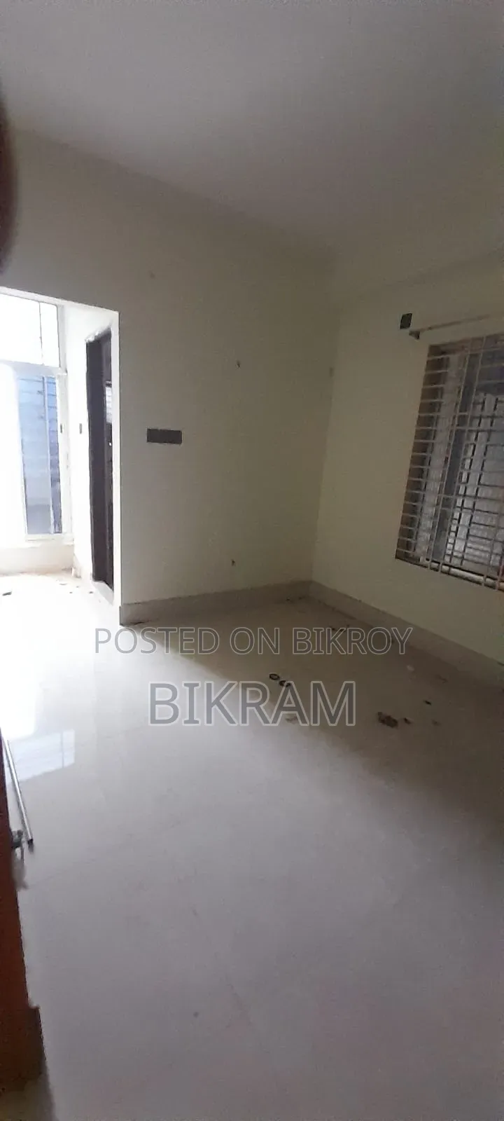 হালিশহরের প্রতিতী ভবনে ৩ বেডরুমের অ্যাপার্টমেন্ট ভাড়ার জন্য
