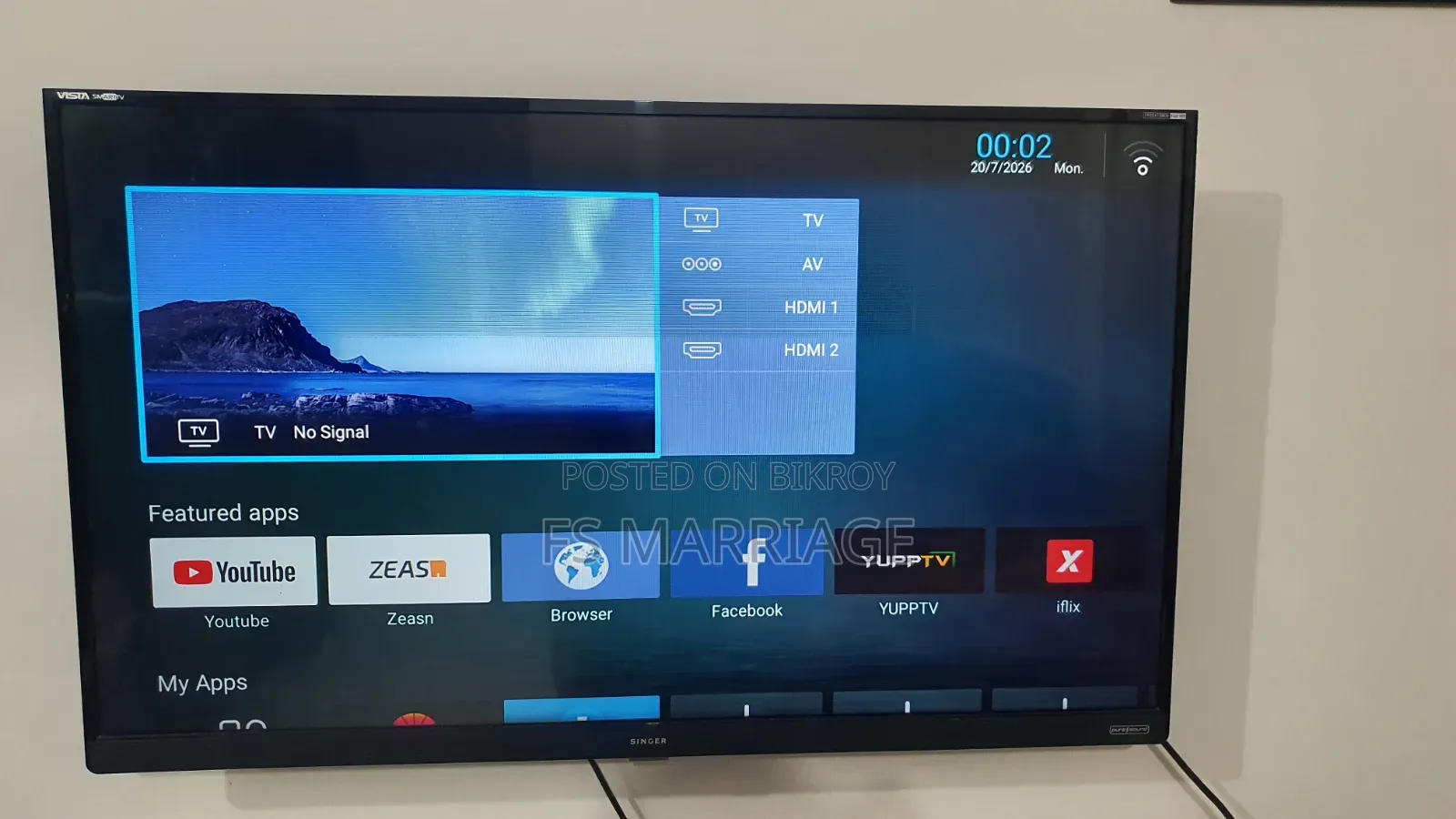 Urgent: Singer Vista 43" Android Smart TV for sale.