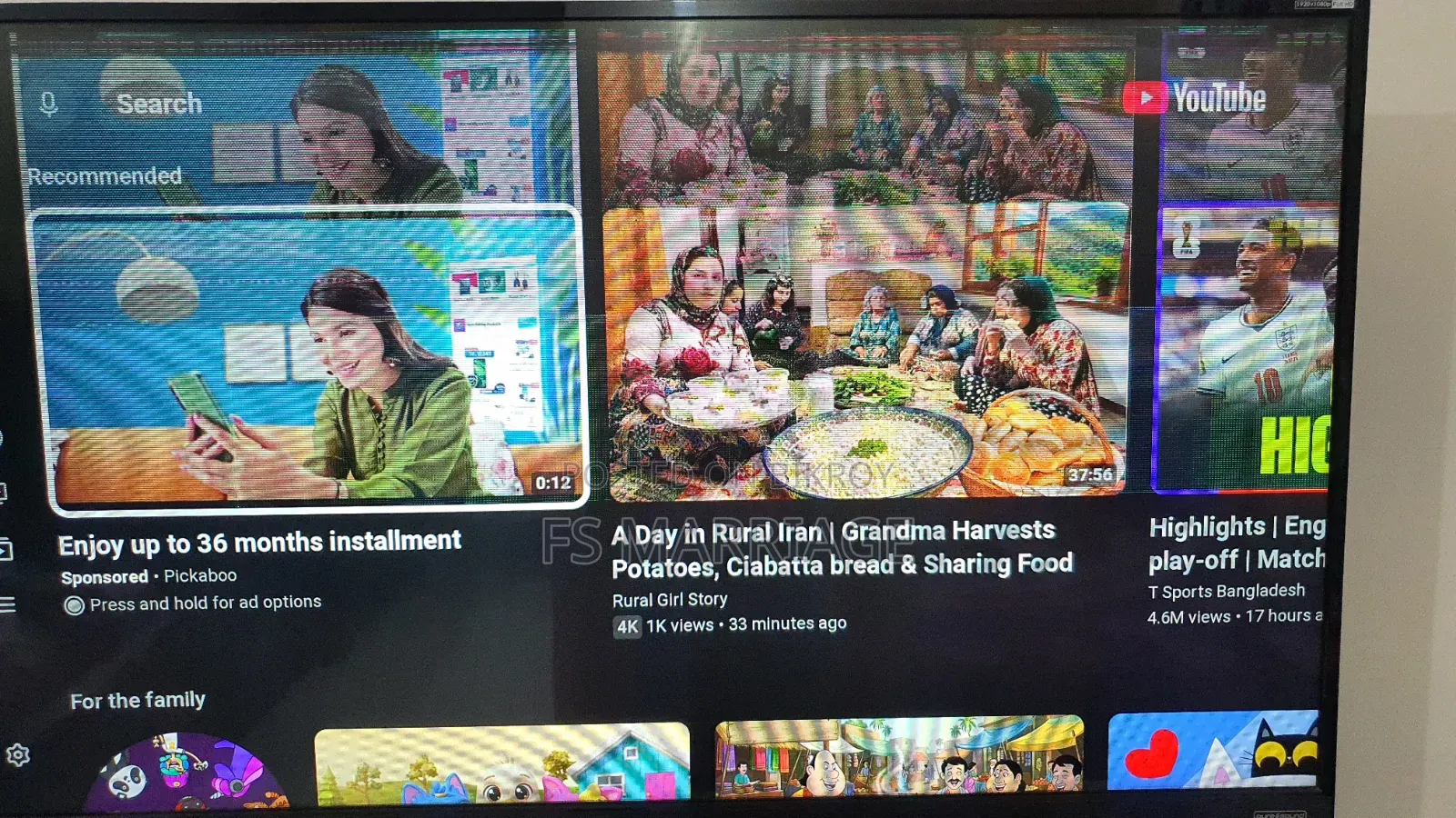Urgent: Singer Vista 43" Android Smart TV for sale.