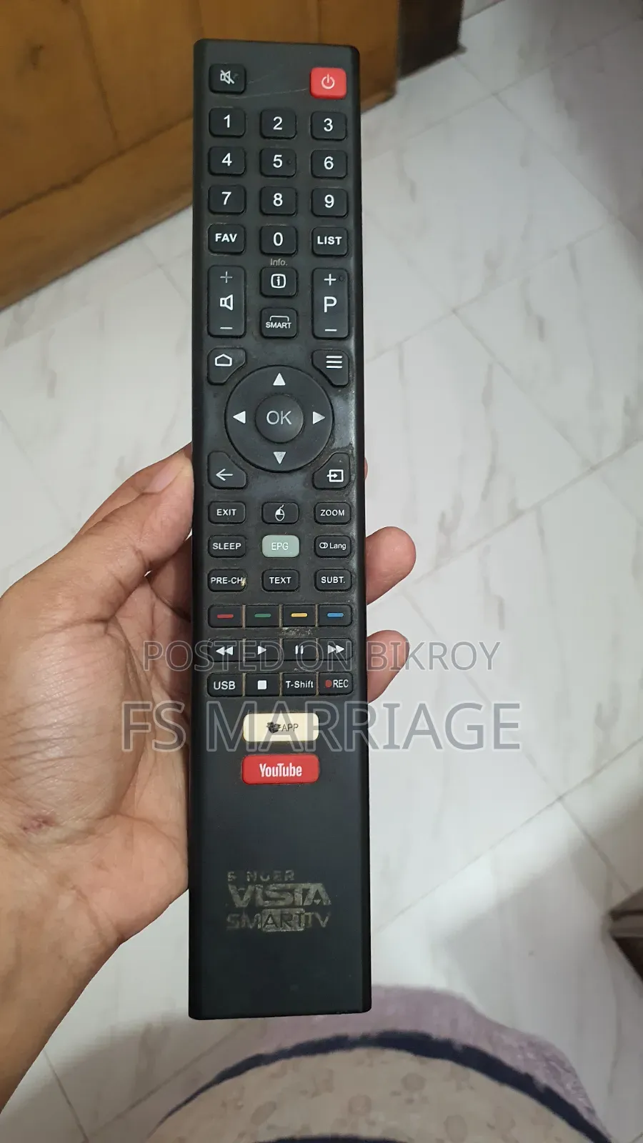 Urgent: Singer Vista 43" Android Smart TV for sale.