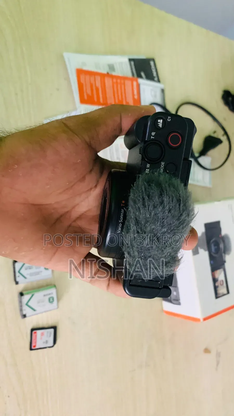 সনি জেডভি-১ ক্যামেরা