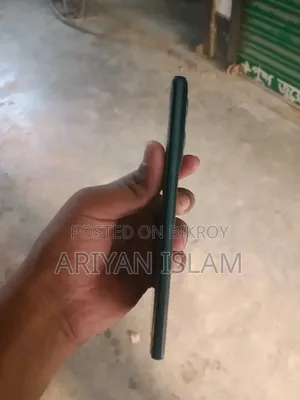 মটোরোলা এজ ৫০ ফিউশন ১২৮ জিবি